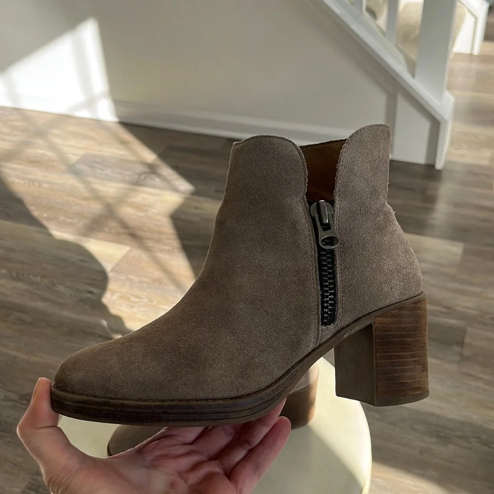 MTNG Becca  suede heeled ankle boots side zipper size 38 or size 7.5